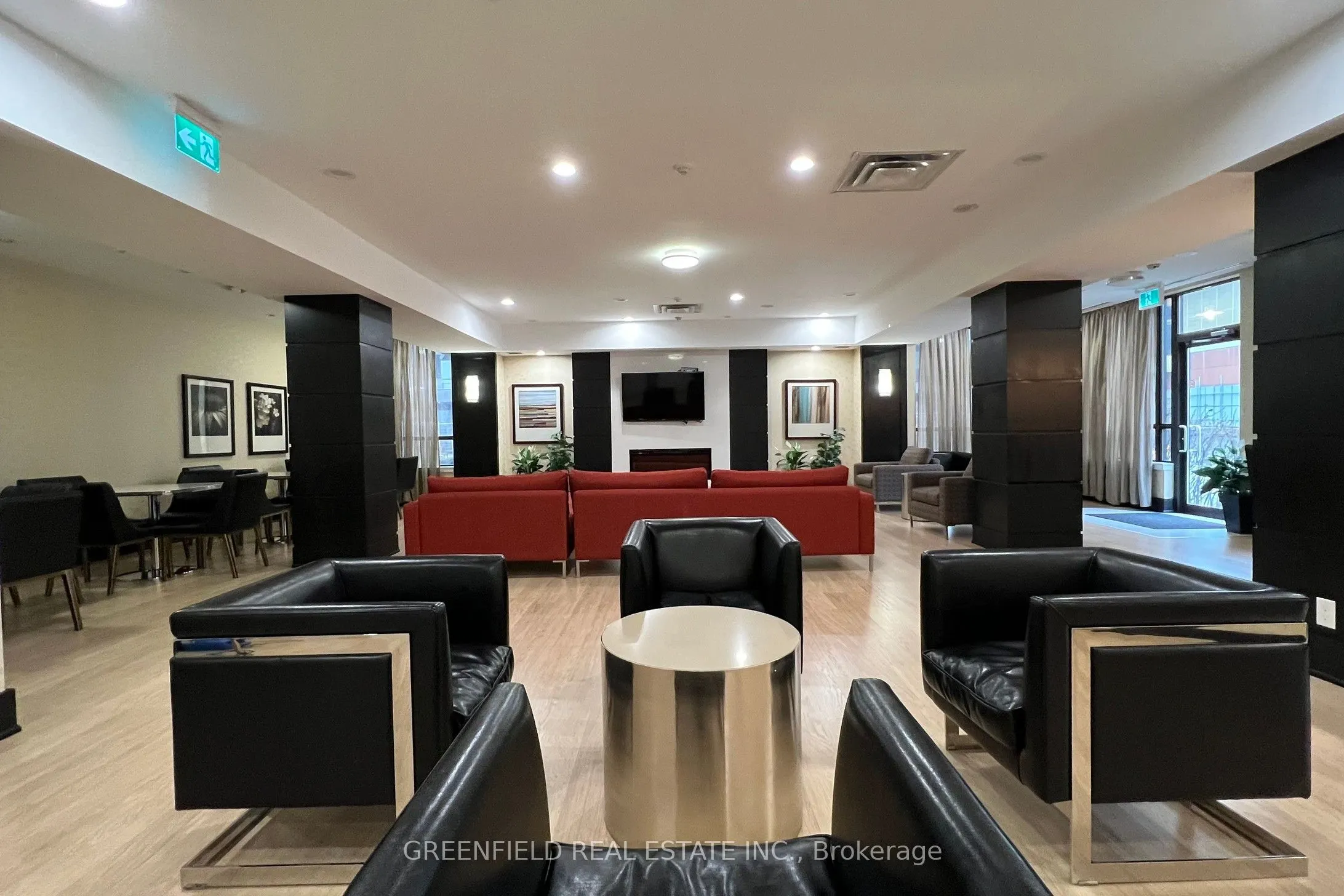 55 De Boers Drive, #LPH03