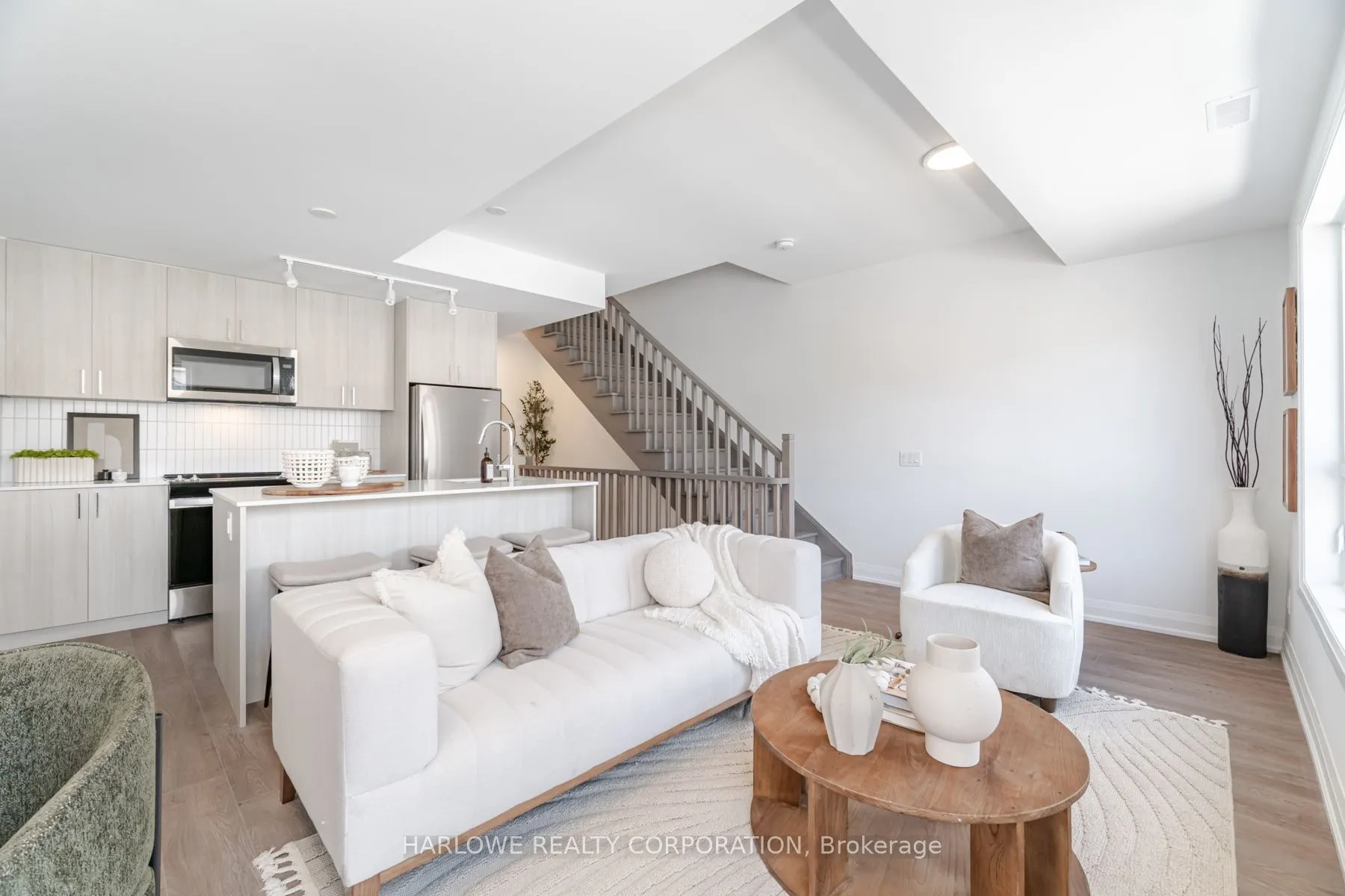 266 Ironside Drive N, #35