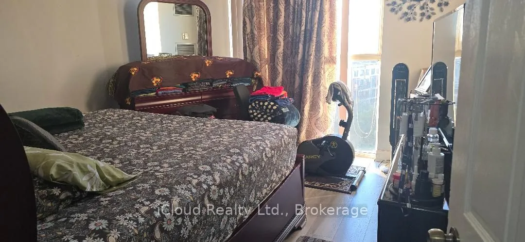 600 Rexdale Boulevard, #706