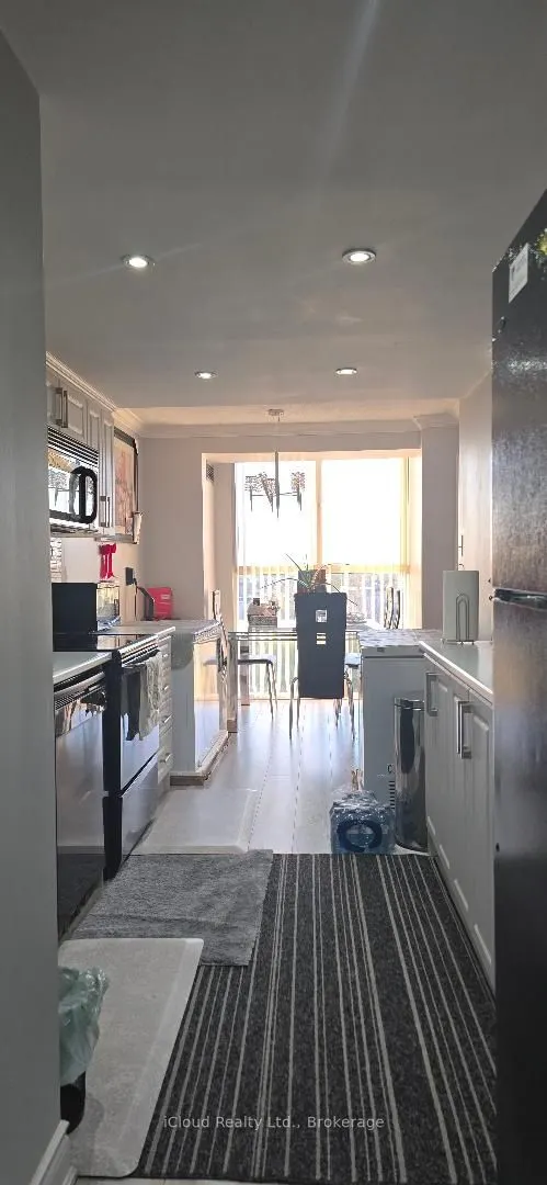 600 Rexdale Boulevard, #706