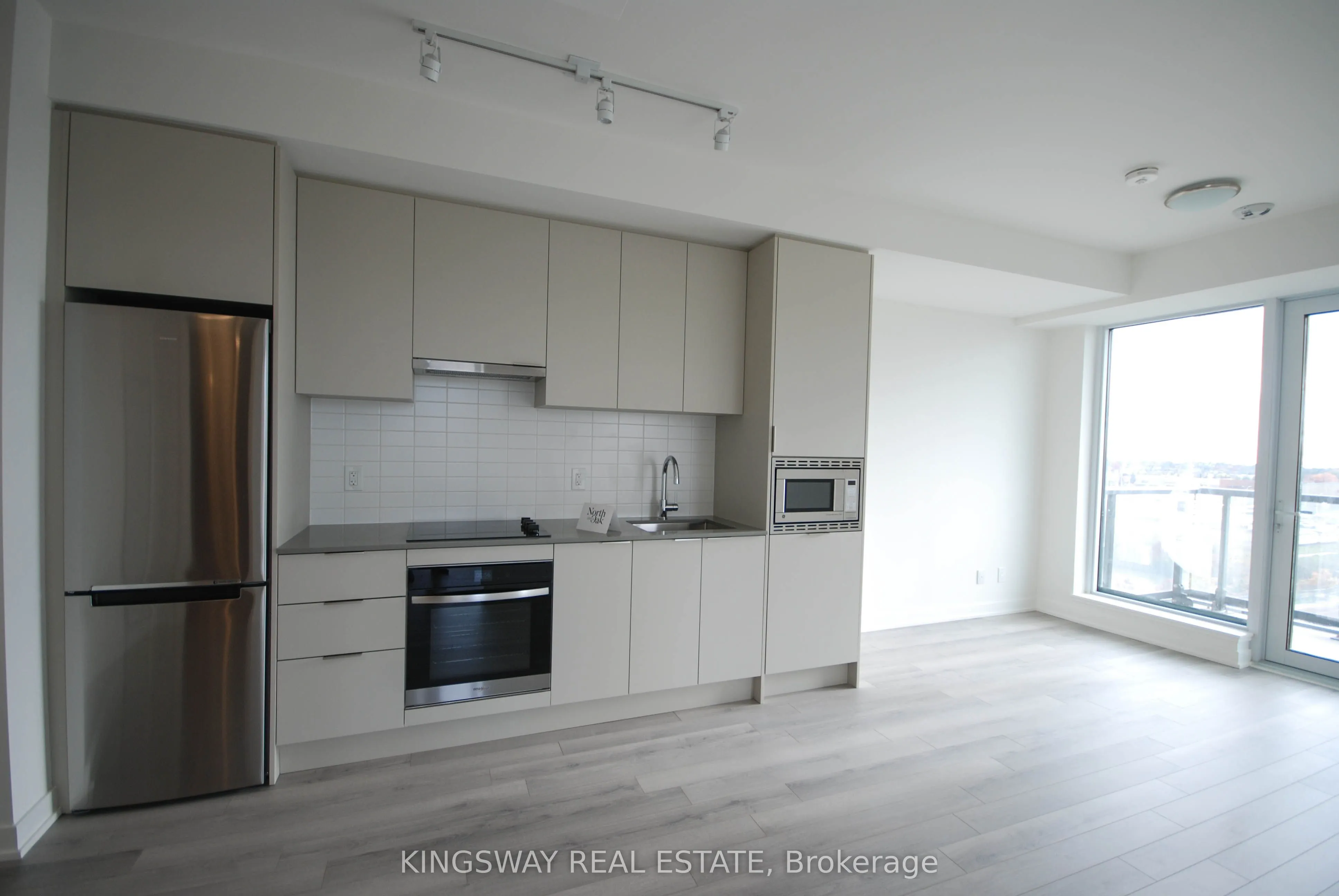 3071 Trafalgar Road, #708