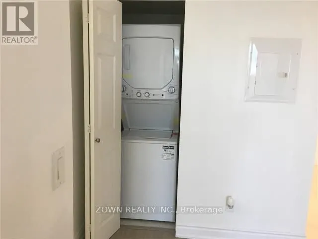 388 Prince of Wales Drive, #405