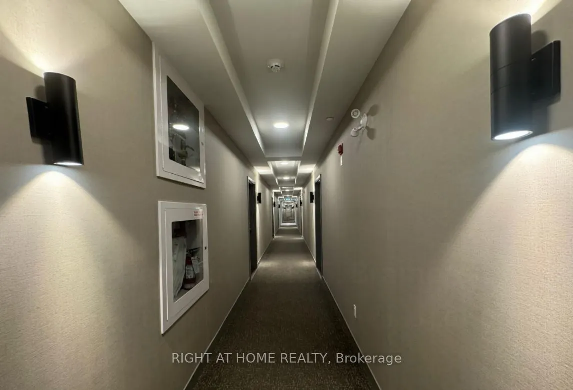 58 Sky Harbour Drive, #105