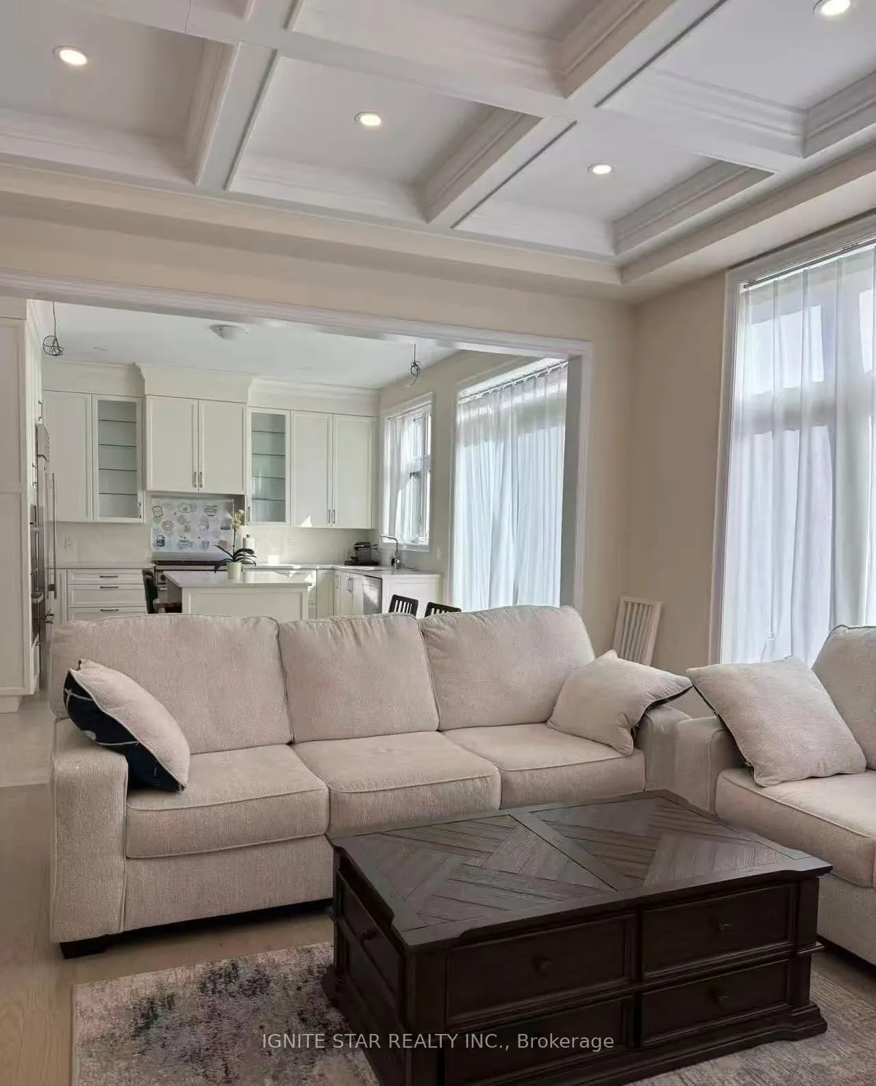 1264 Queens Plate Road