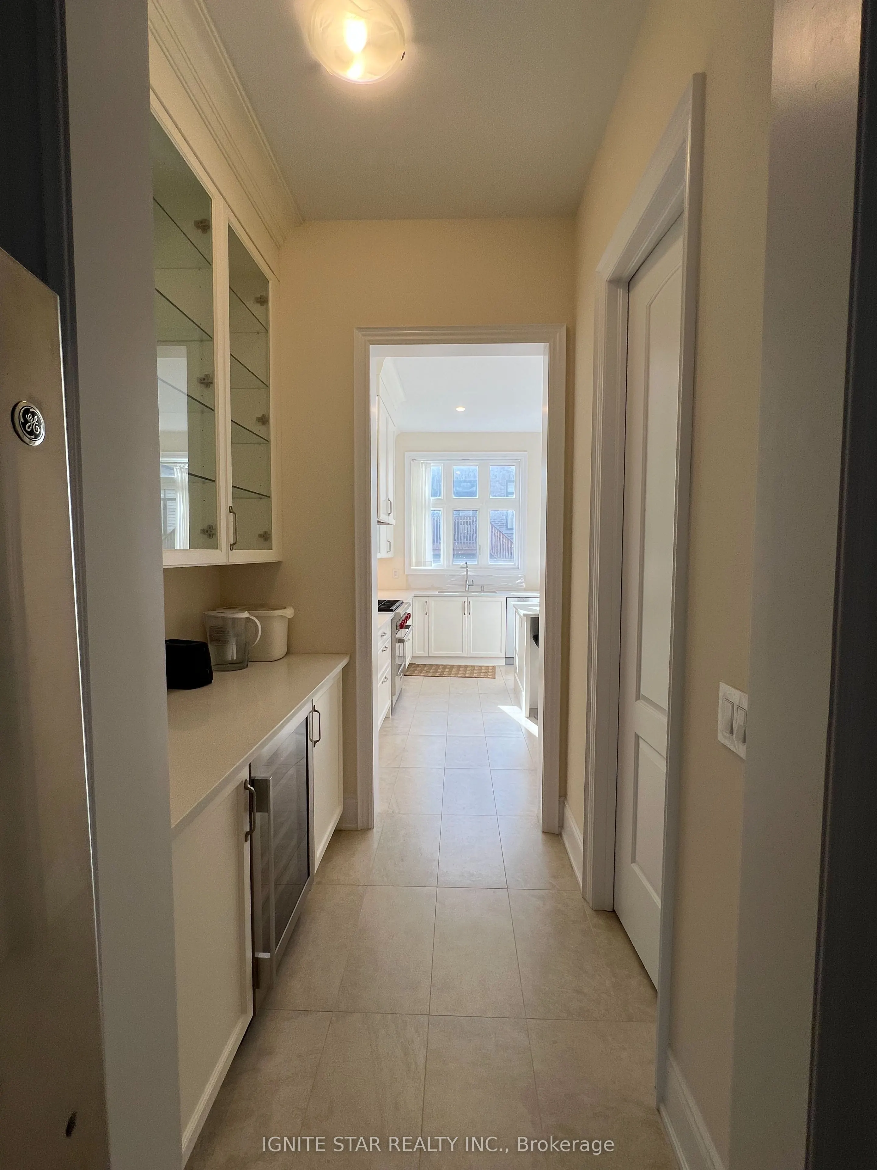 1264 Queens Plate Road