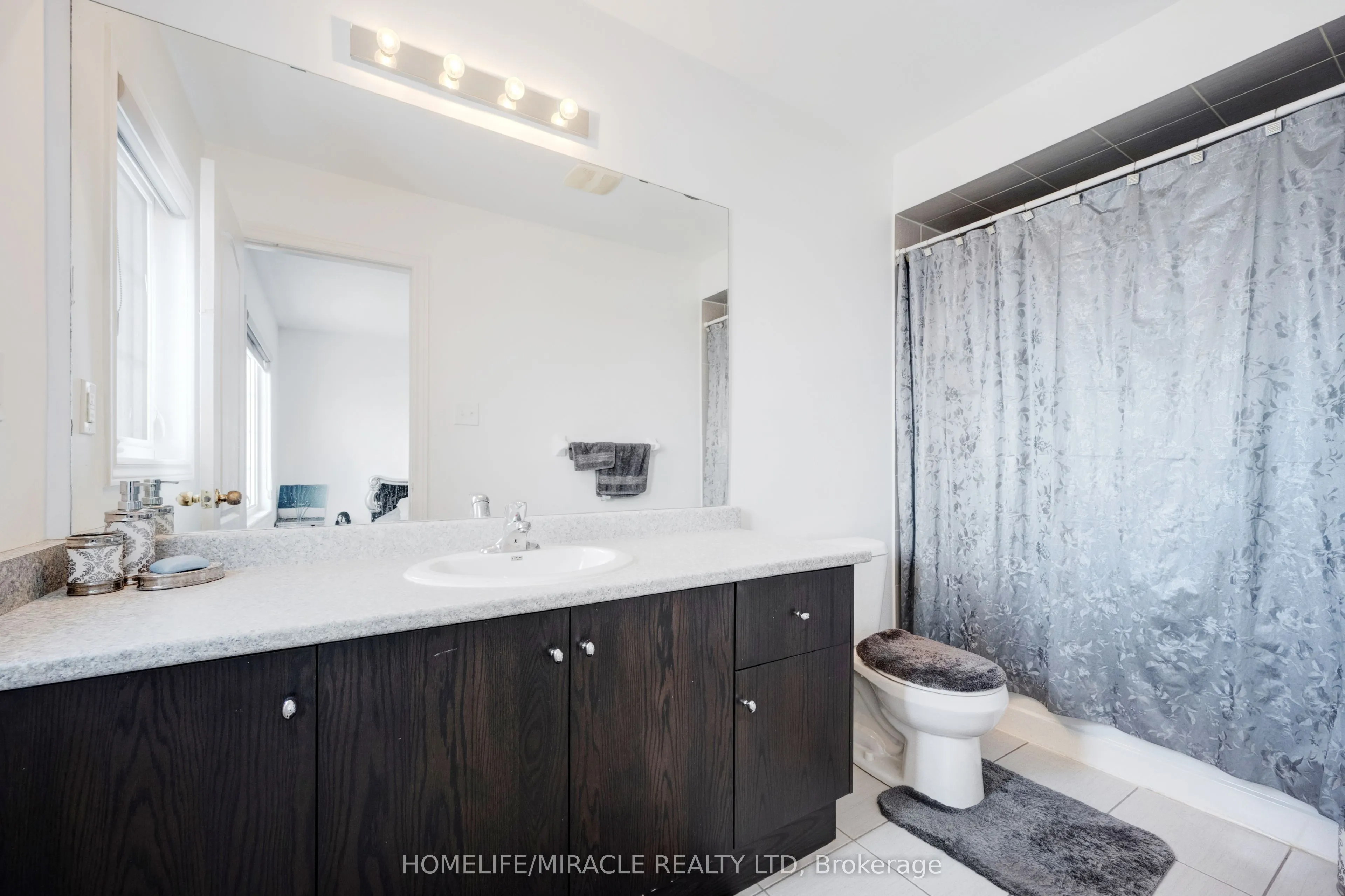 46 Sea Drifter Crescent