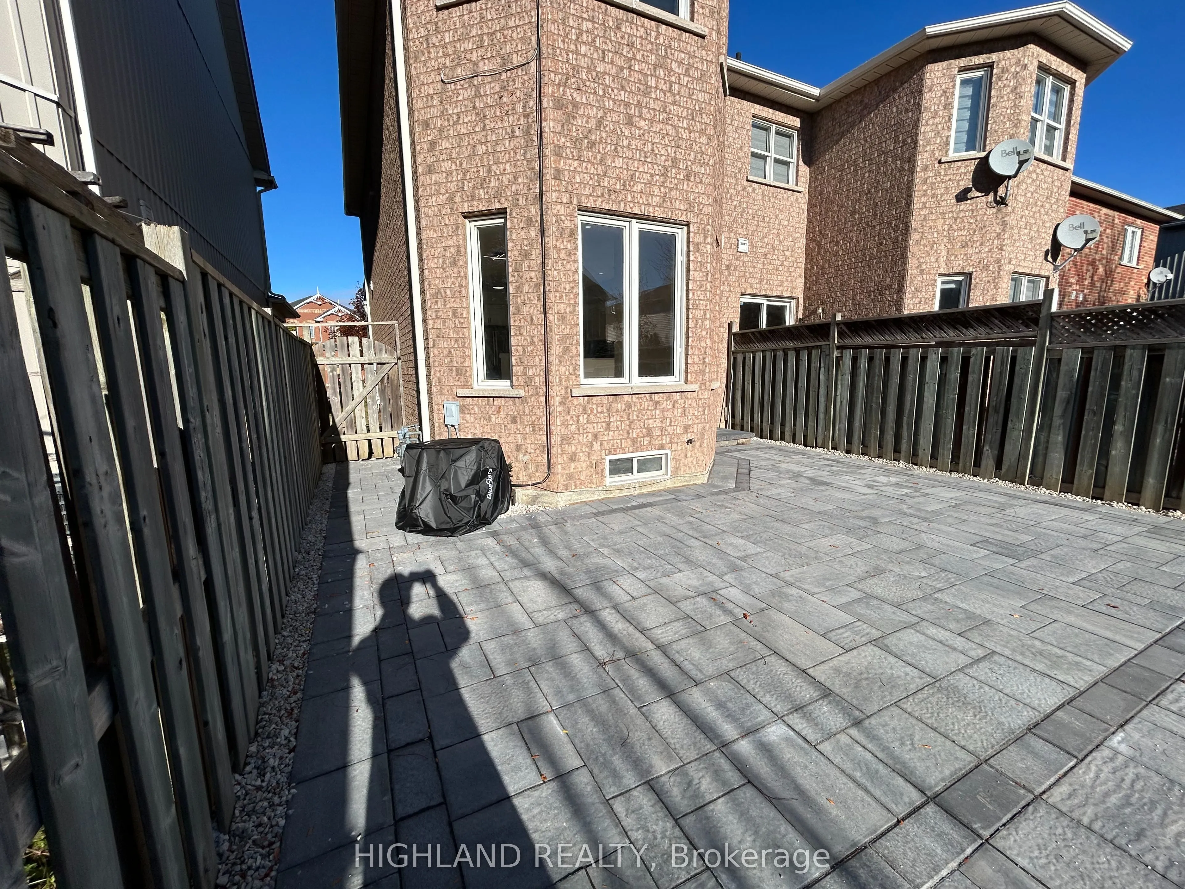 916 Golden Farmer Way