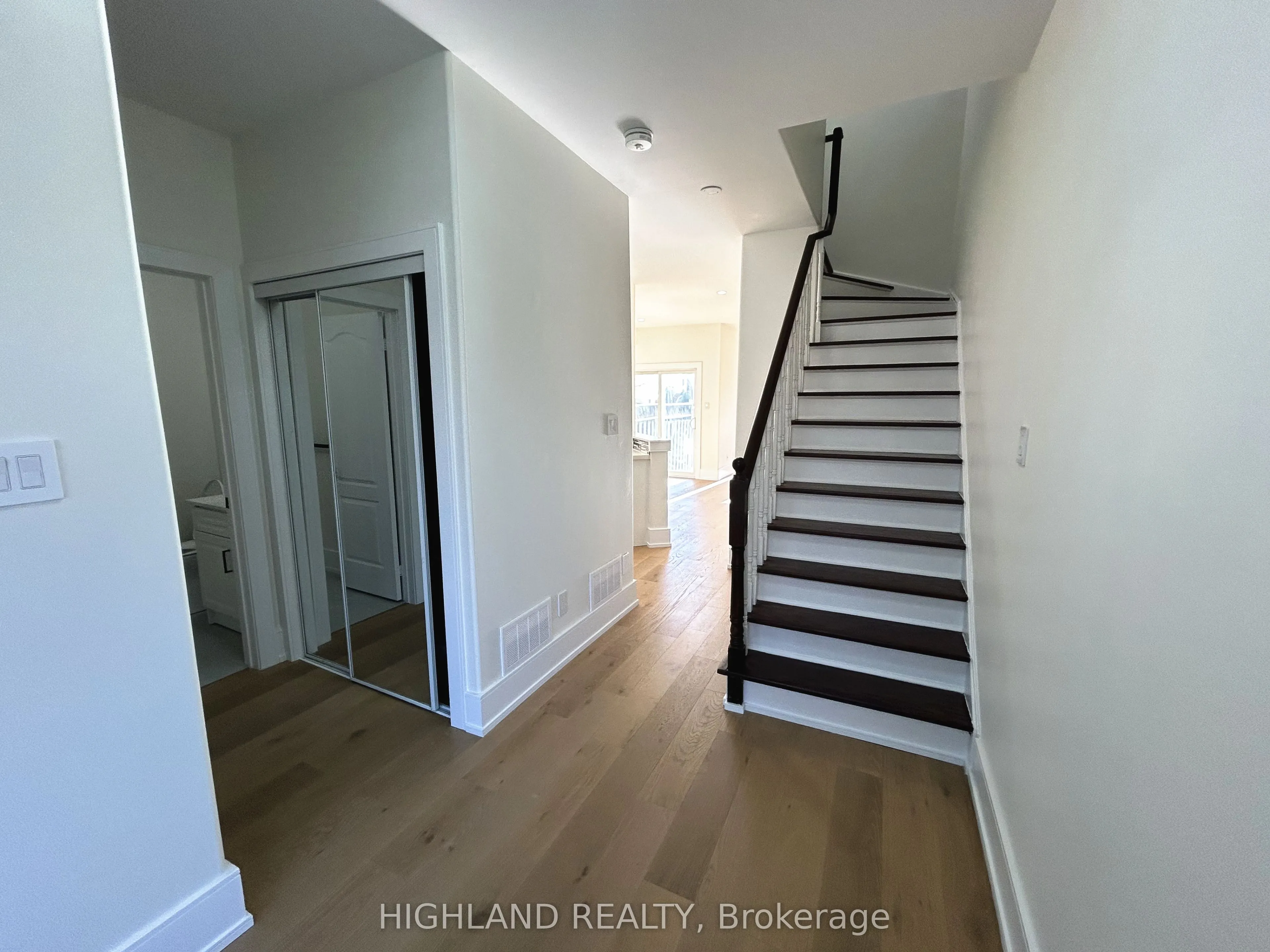 916 Golden Farmer Way