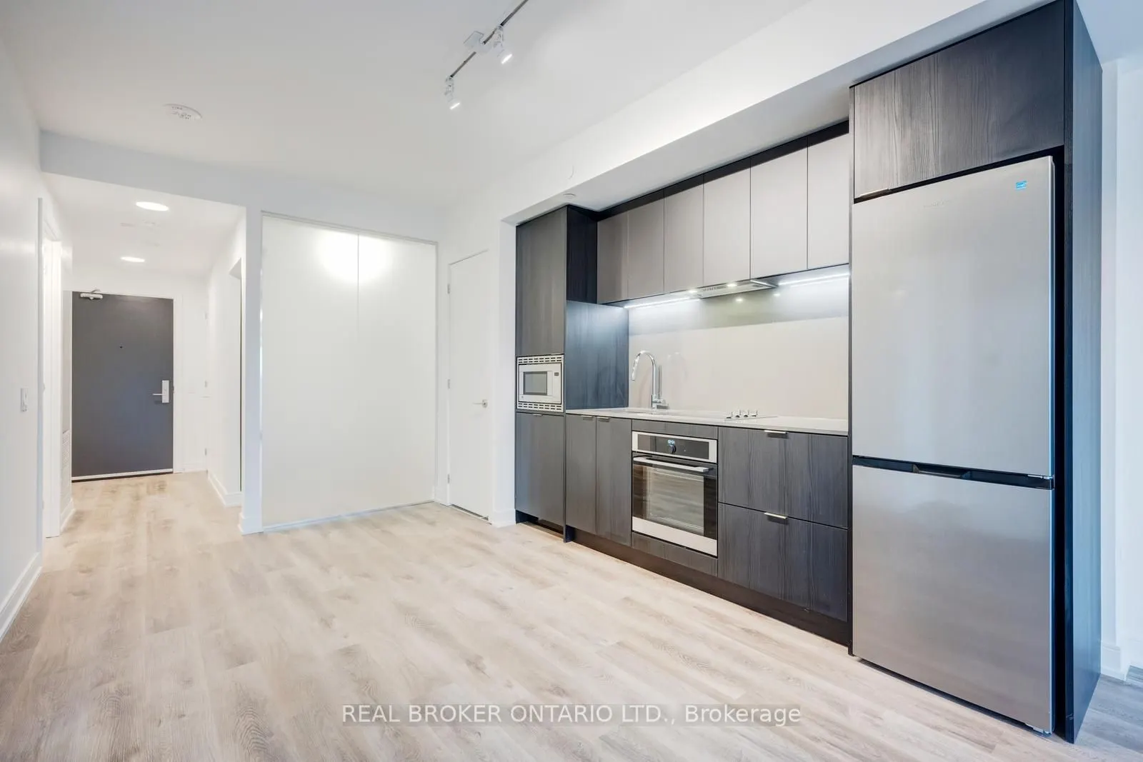 3009 Novar Road, #630