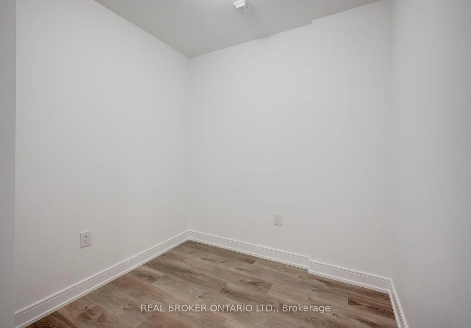 3009 Novar Road, #630