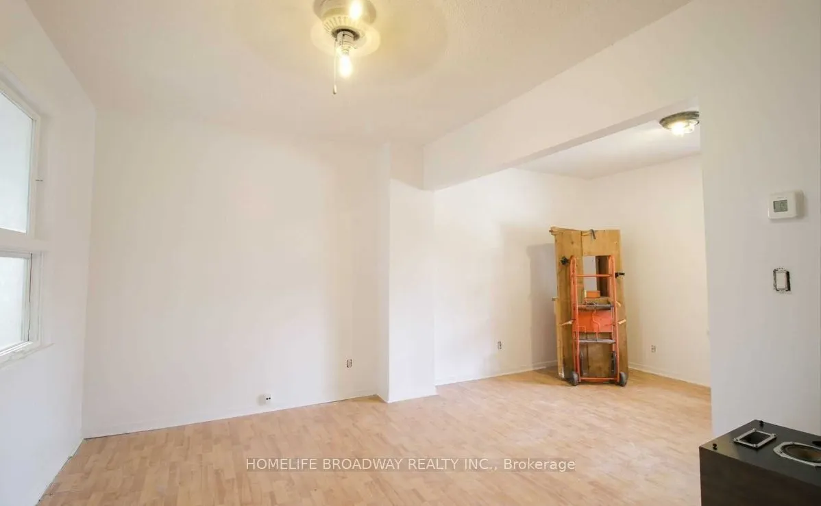 1354 Caroline Street