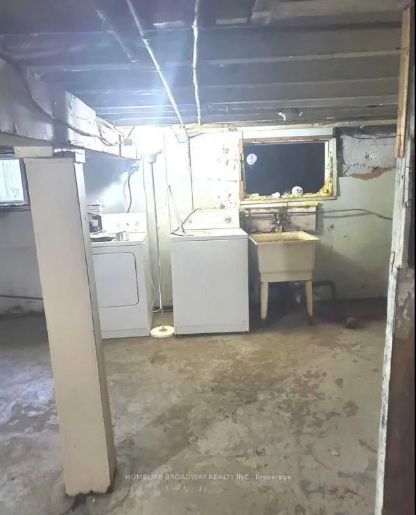 1354 Caroline Street