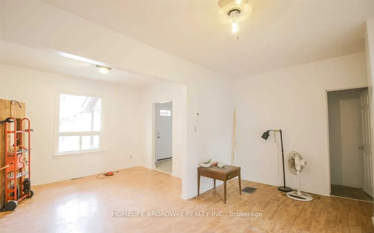 1354 Caroline Street