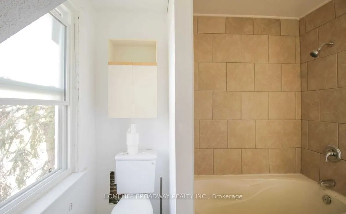 1354 Caroline Street