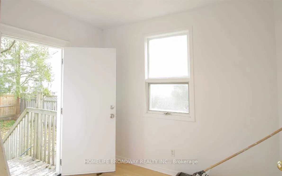 1354 Caroline Street