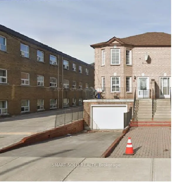 36B Lambton Avenue, #Upper