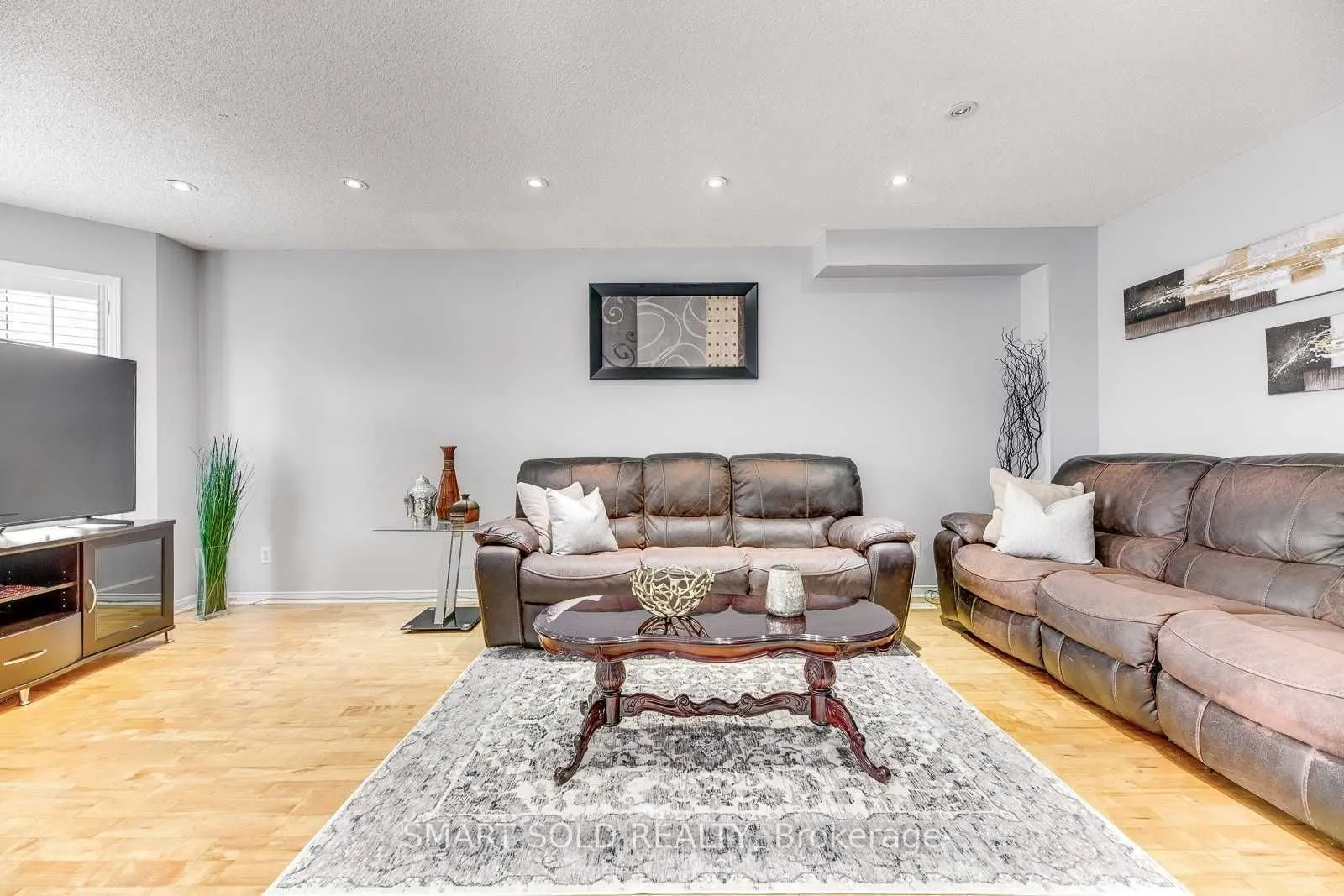 36B Lambton Avenue, #Upper