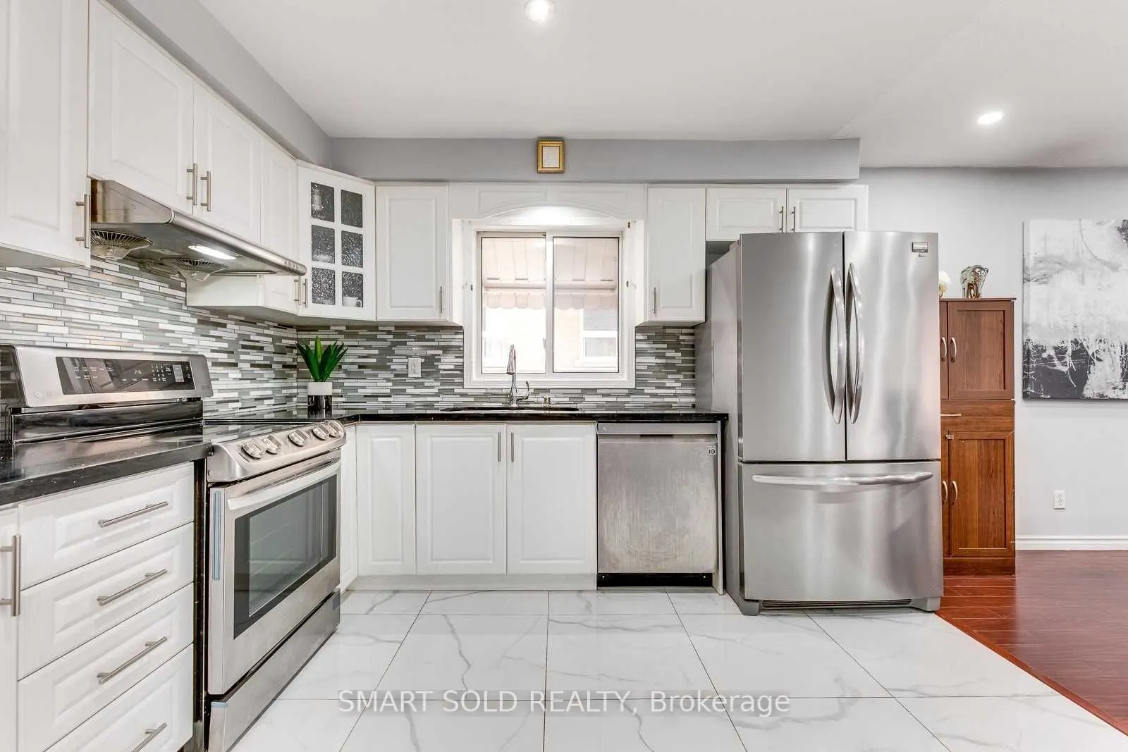 36B Lambton Avenue, #Upper