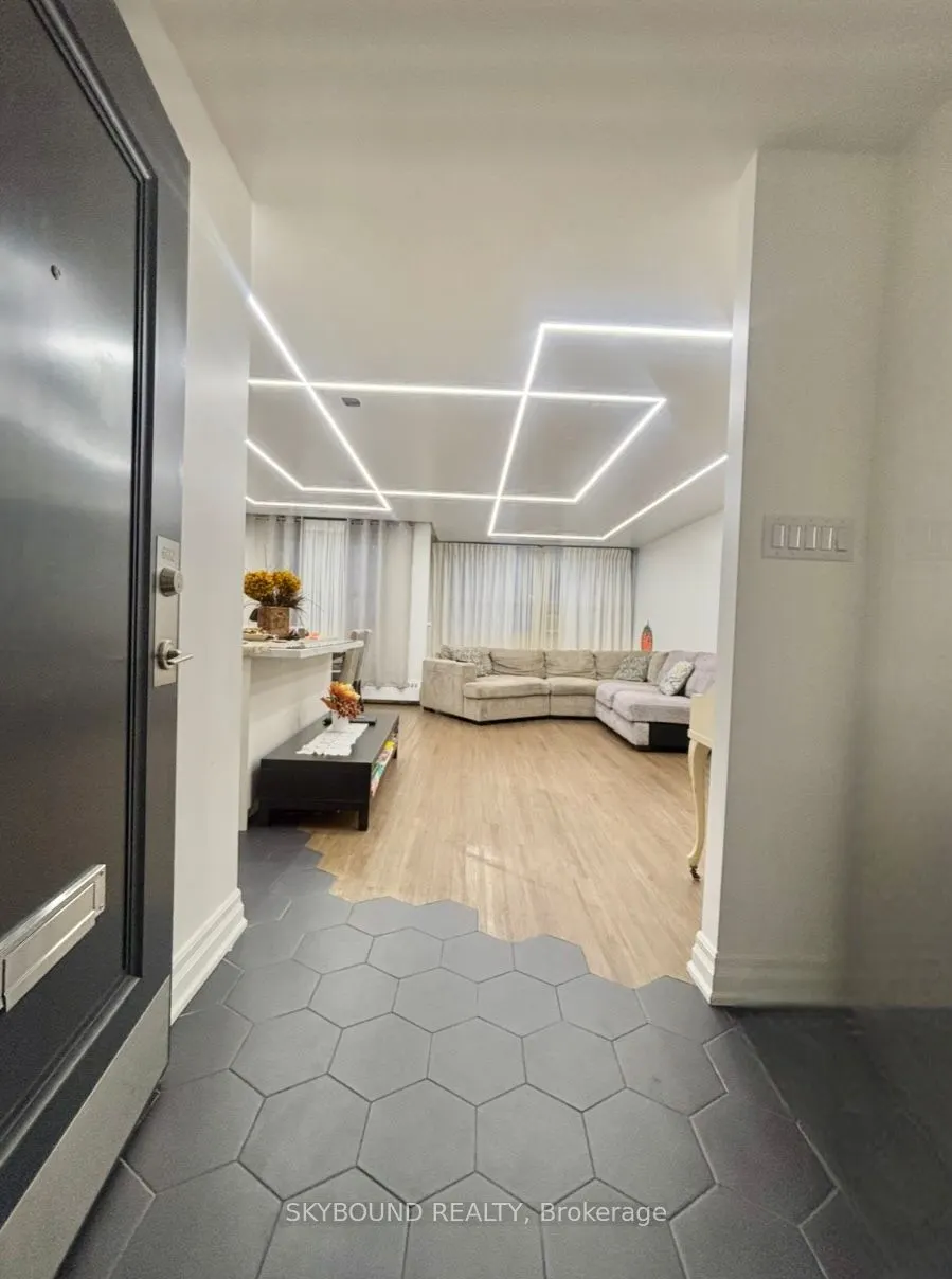 451 The West Mall, #602