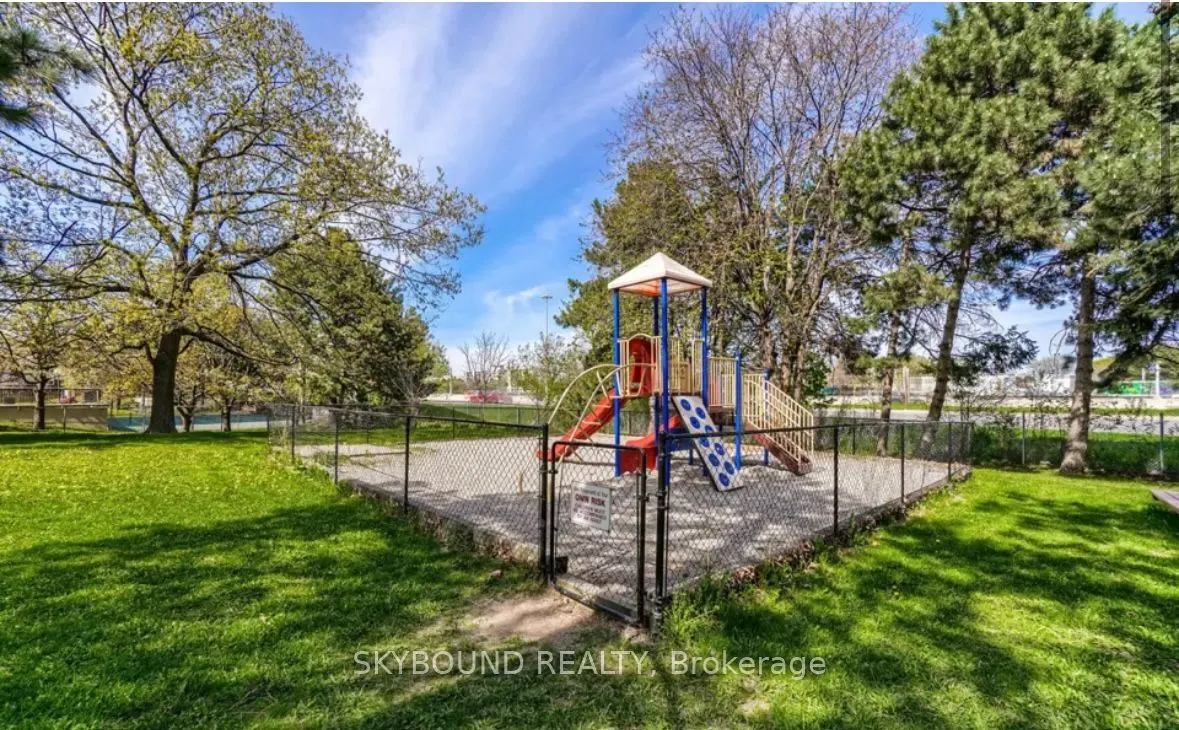 451 The West Mall, #602