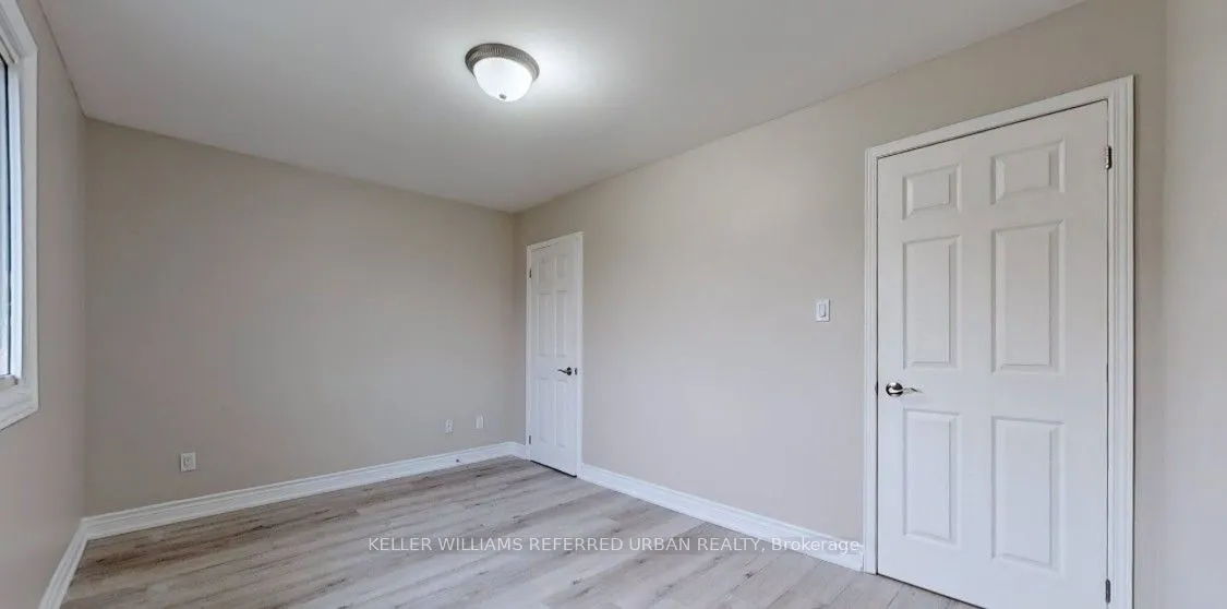 133 Manitou Crescent