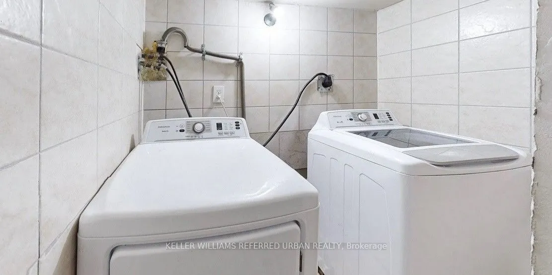 133 Manitou Crescent