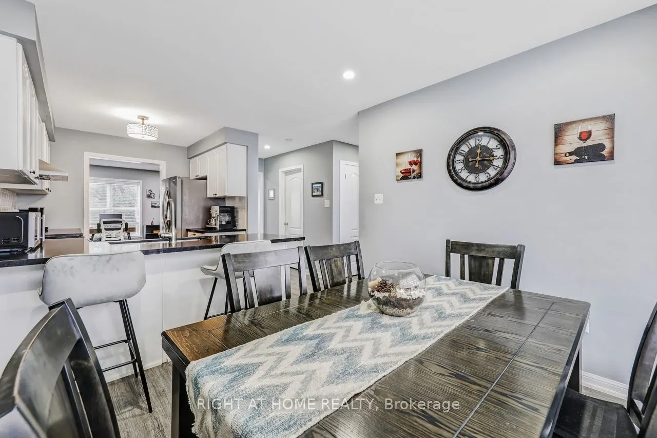 23 Seed House Lane W