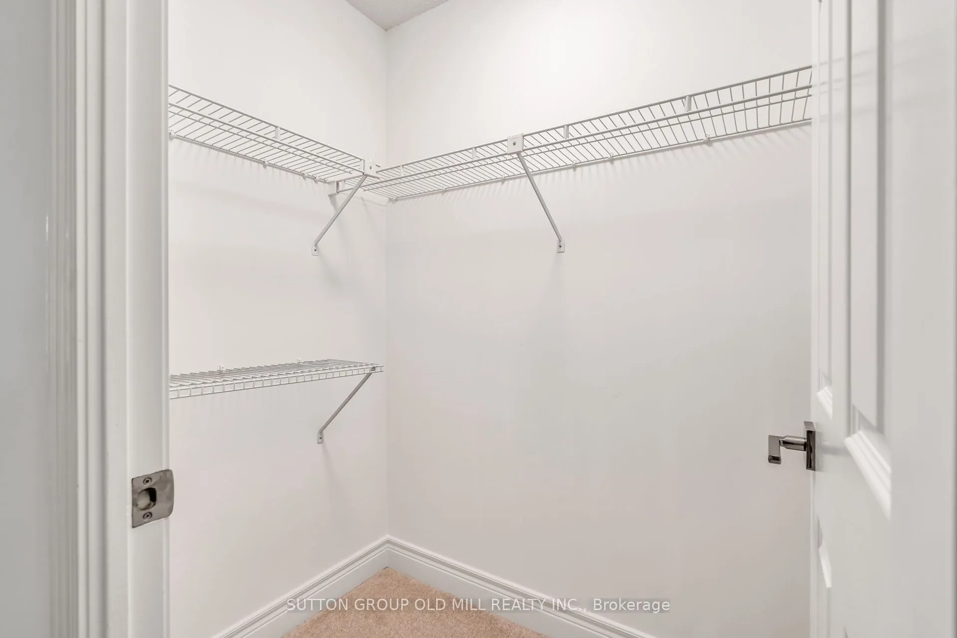 10 Old Mill Trail, #206