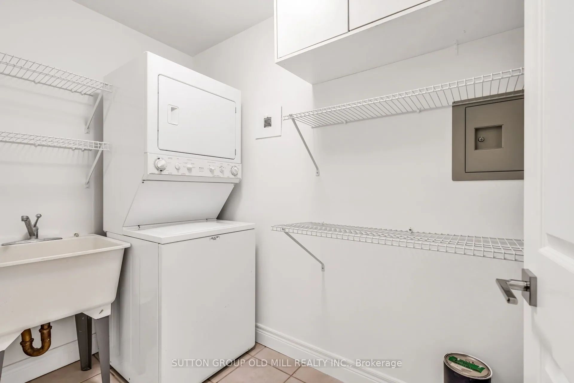 10 Old Mill Trail, #206