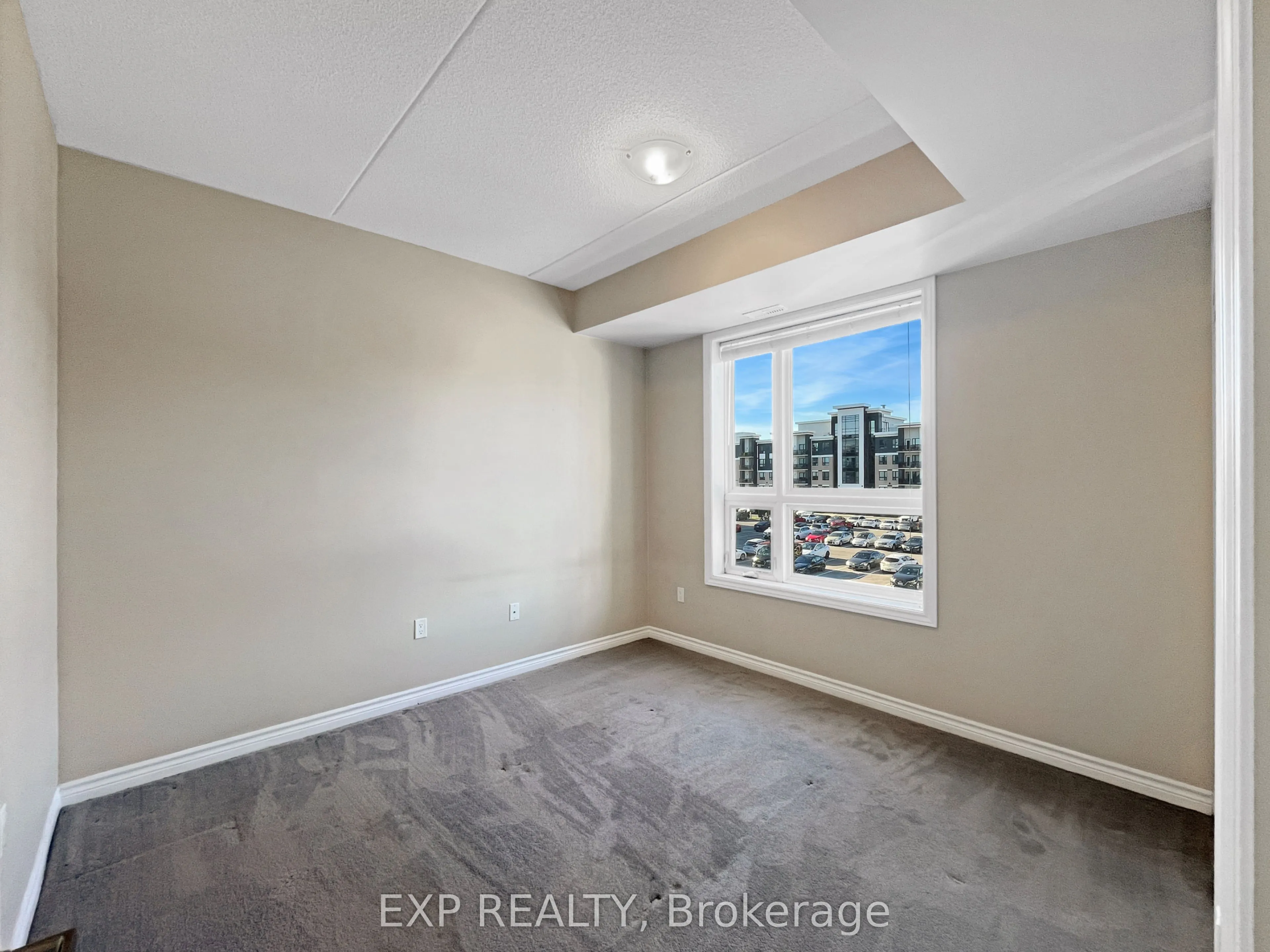 630 Sauve Street, #324