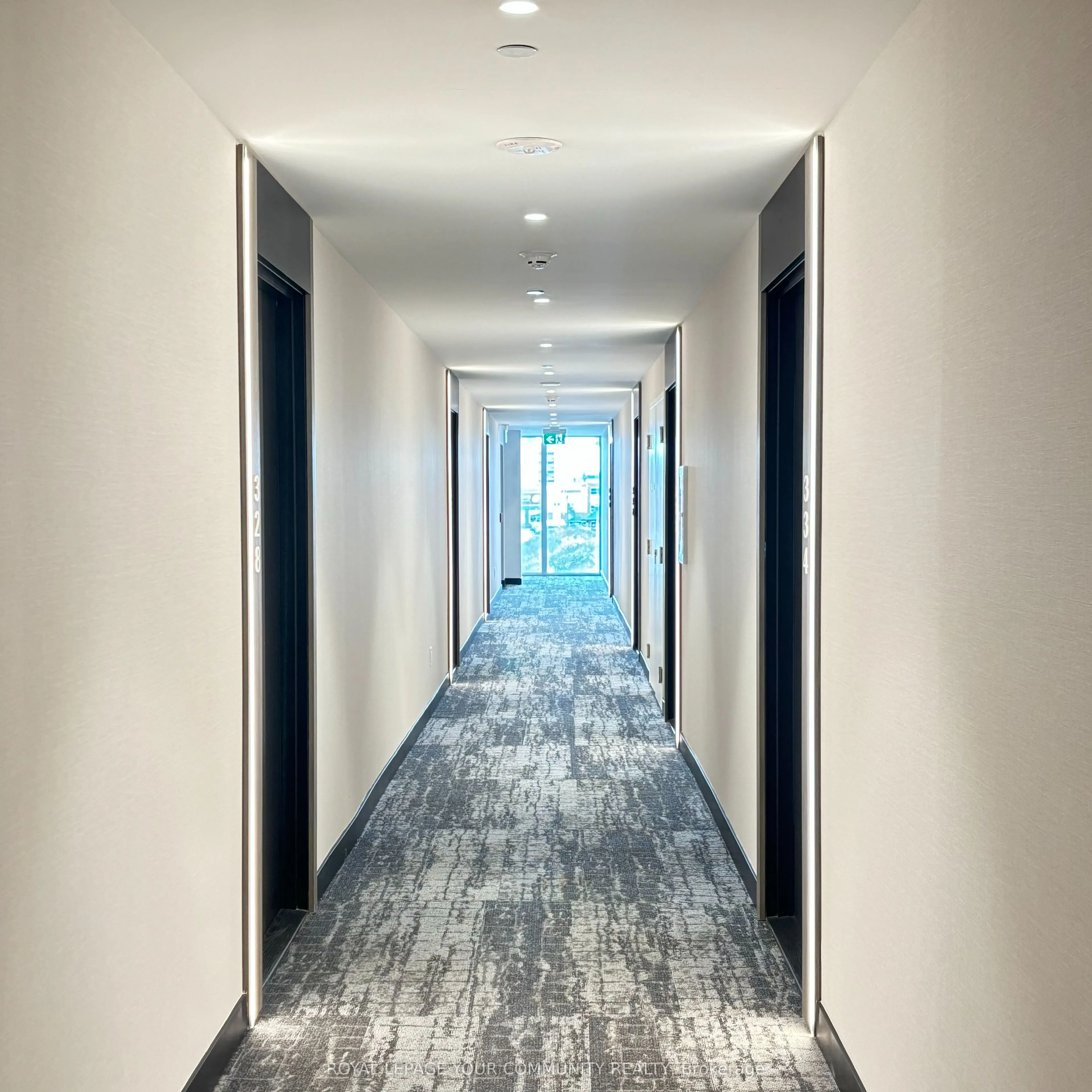 220 Missinnihe Way, #611