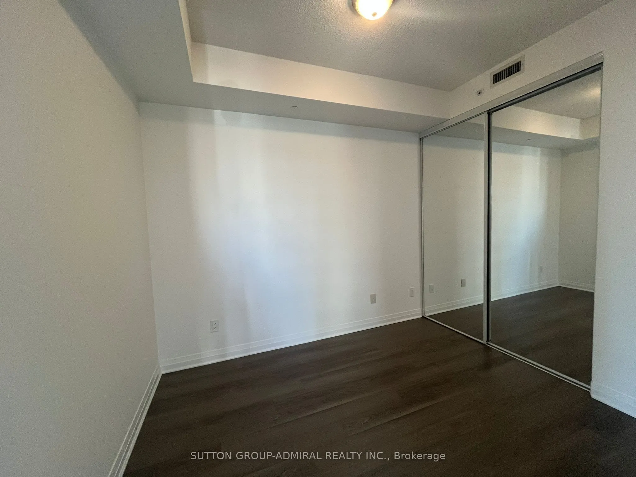 60 Annie Craig Drive, #712