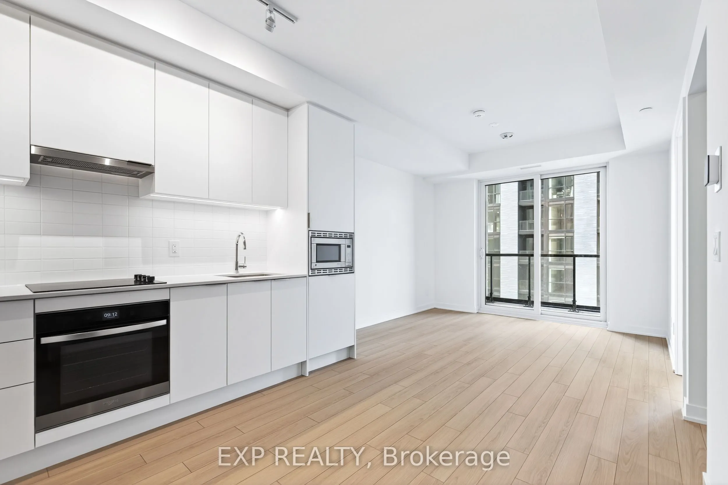 3071 Trafalgar Road, #602