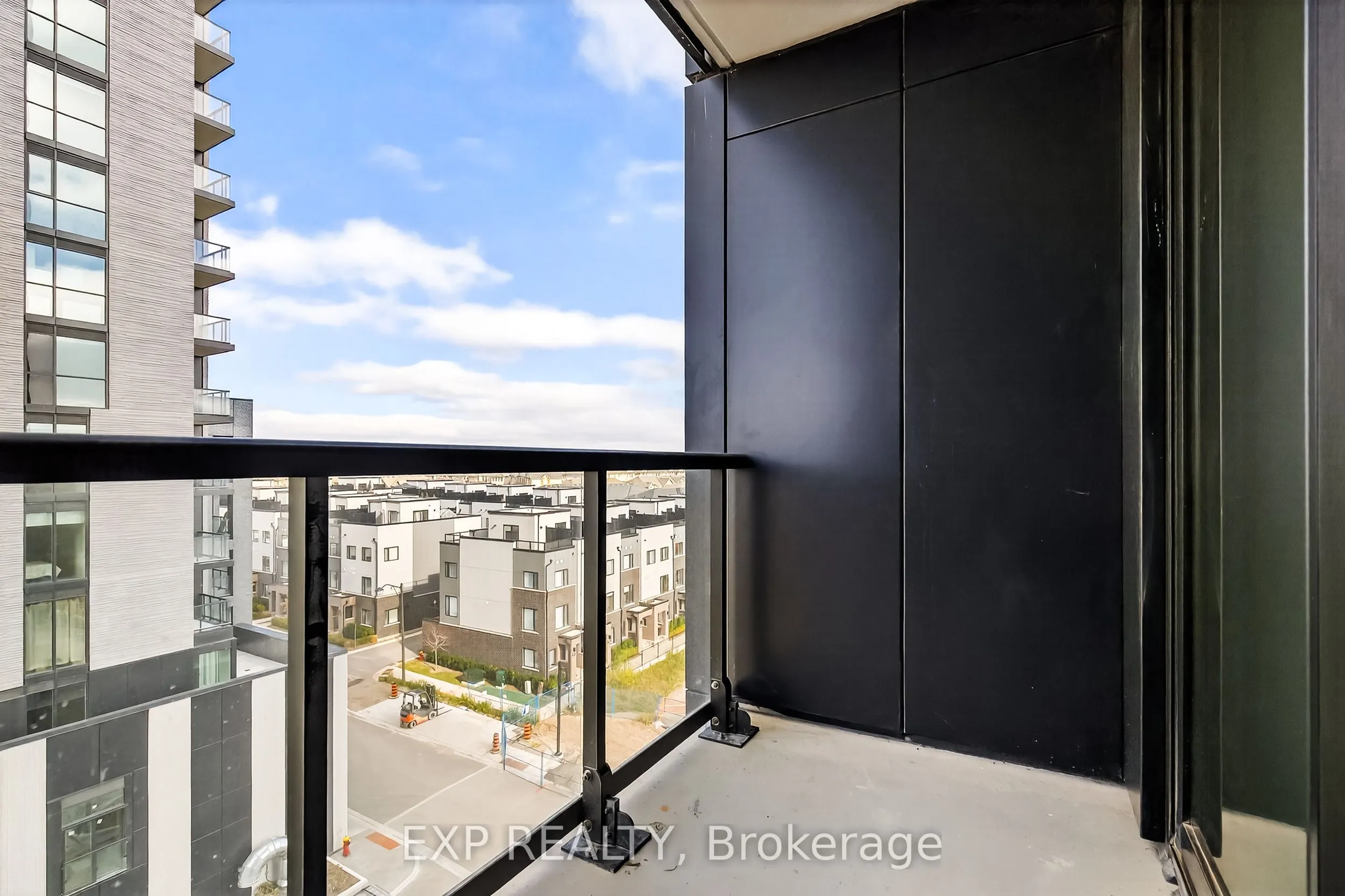 3071 Trafalgar Road, #602