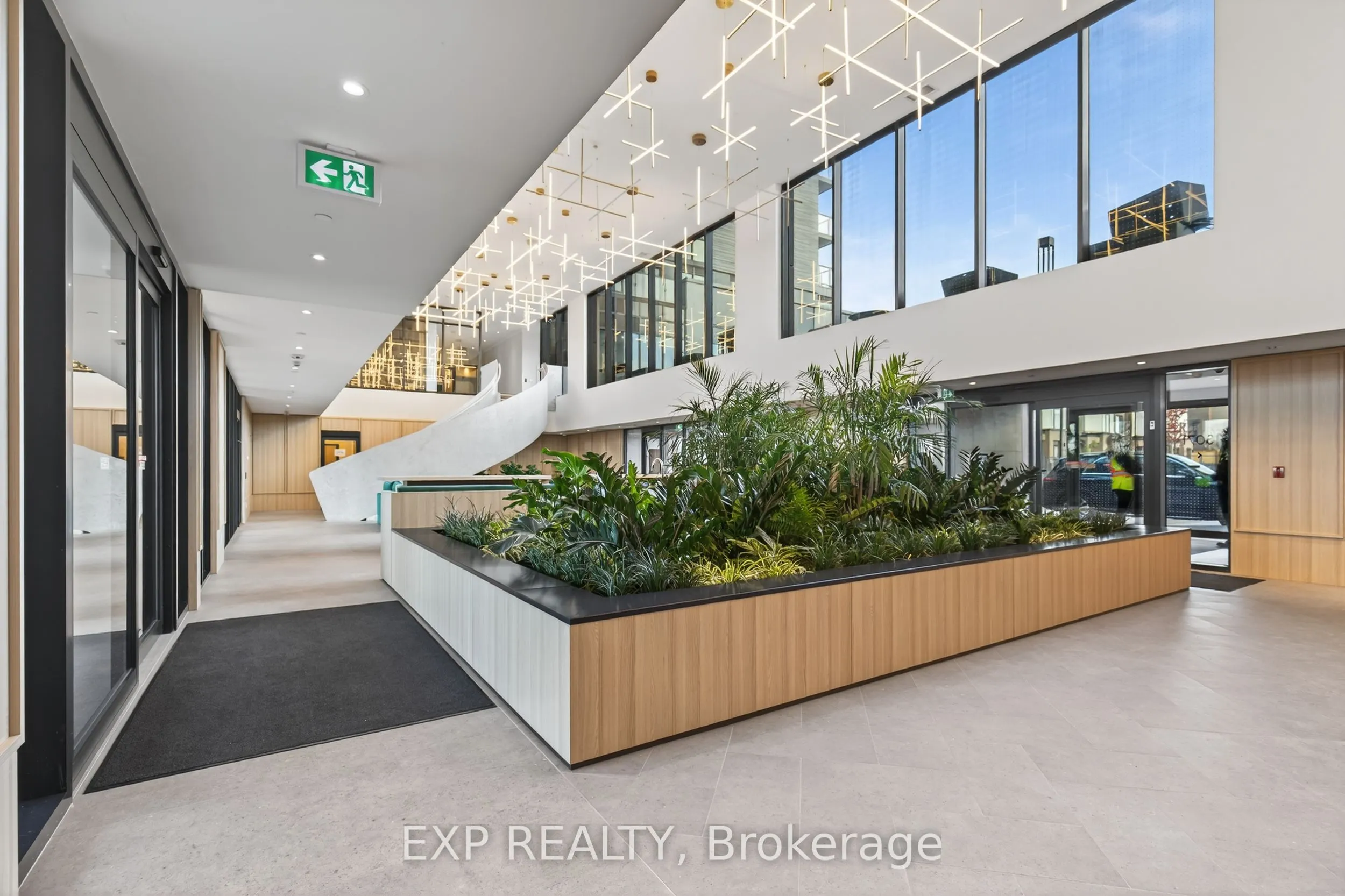 3071 Trafalgar Road, #602