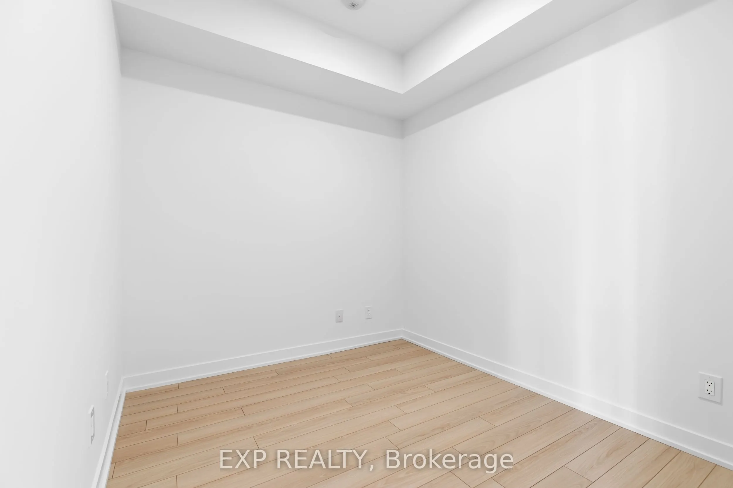 3071 Trafalgar Road, #602