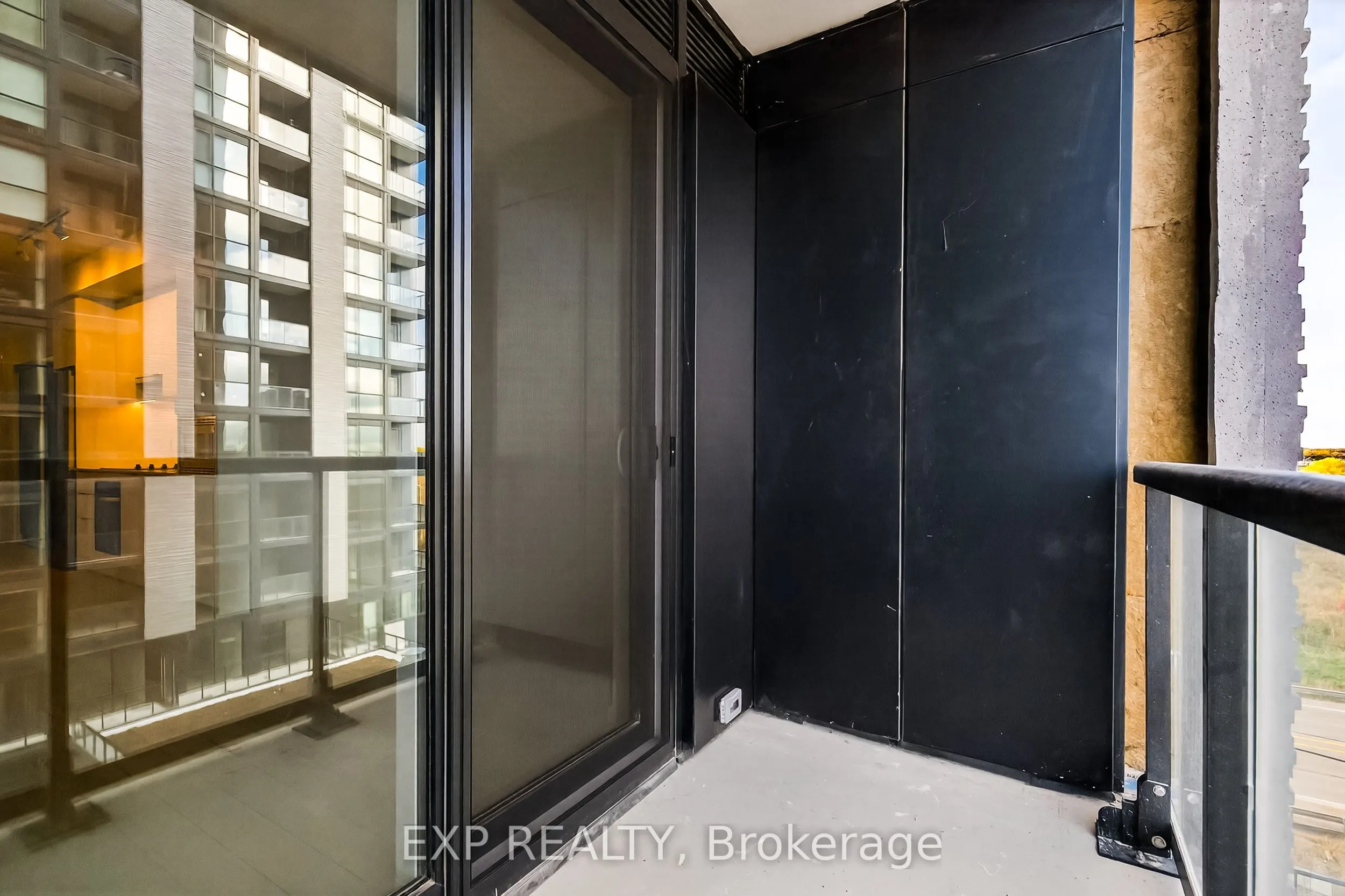 3071 Trafalgar Road, #602