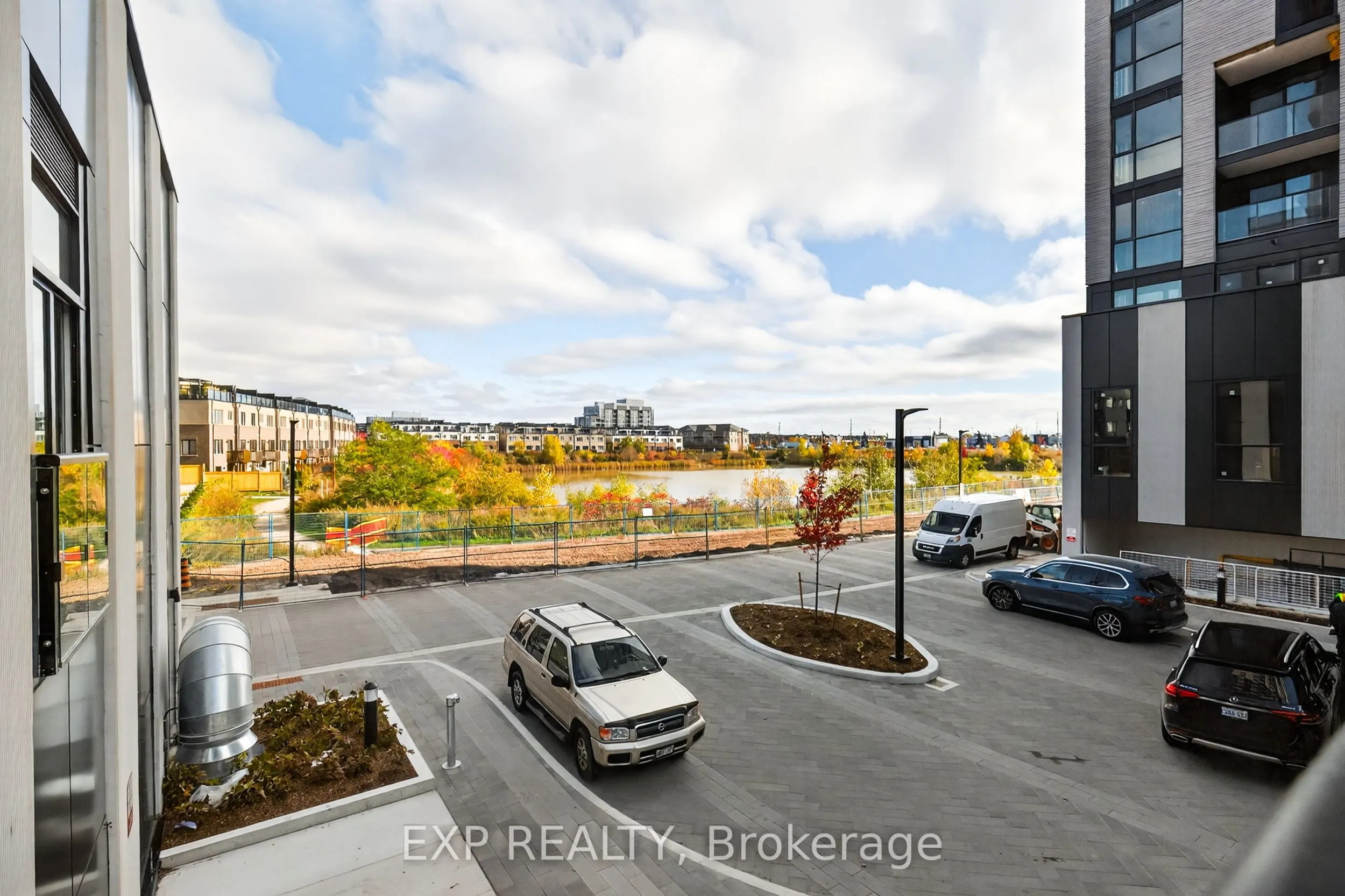 3071 Trafalgar Road, #602