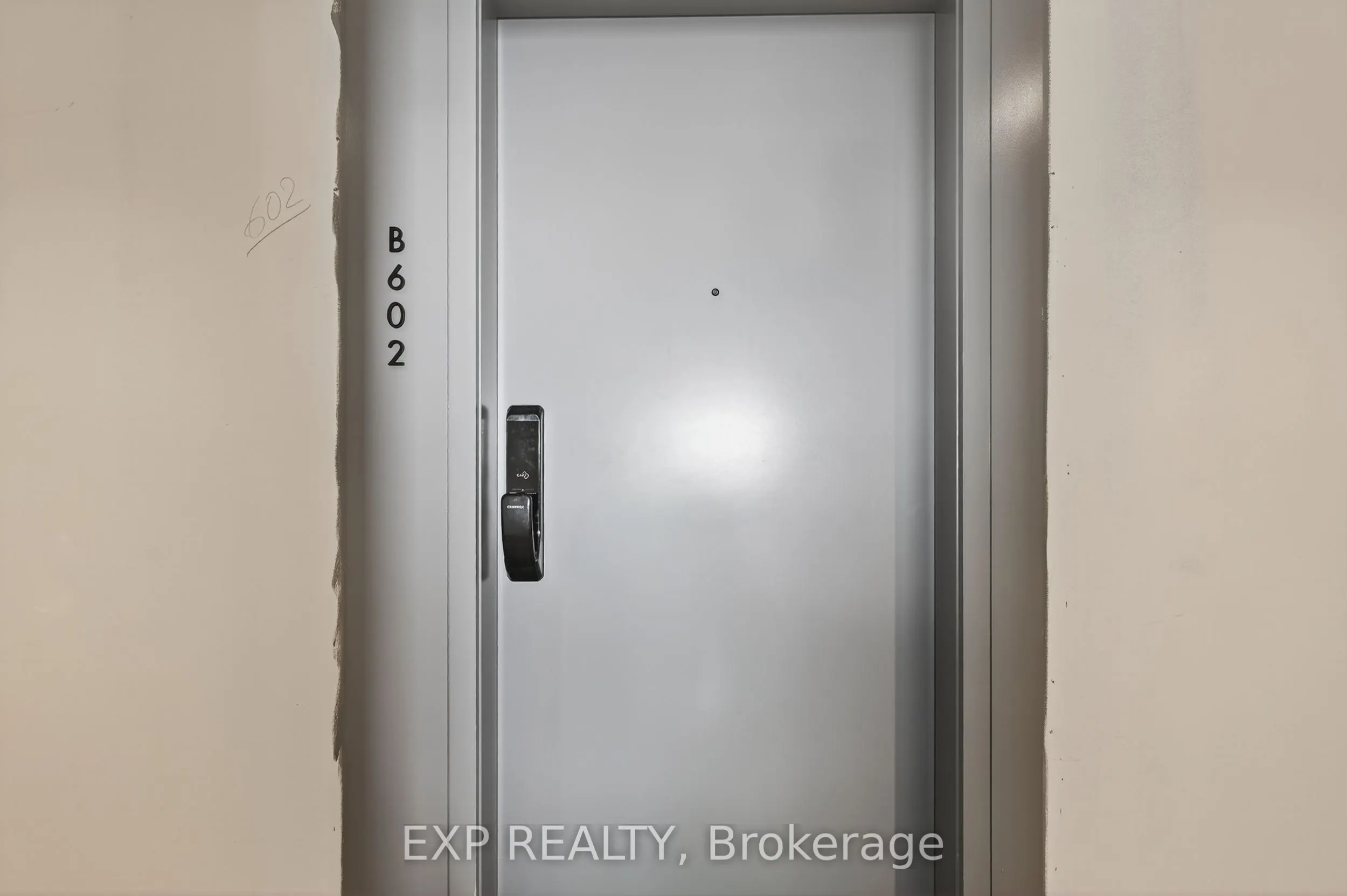 3071 Trafalgar Road, #602