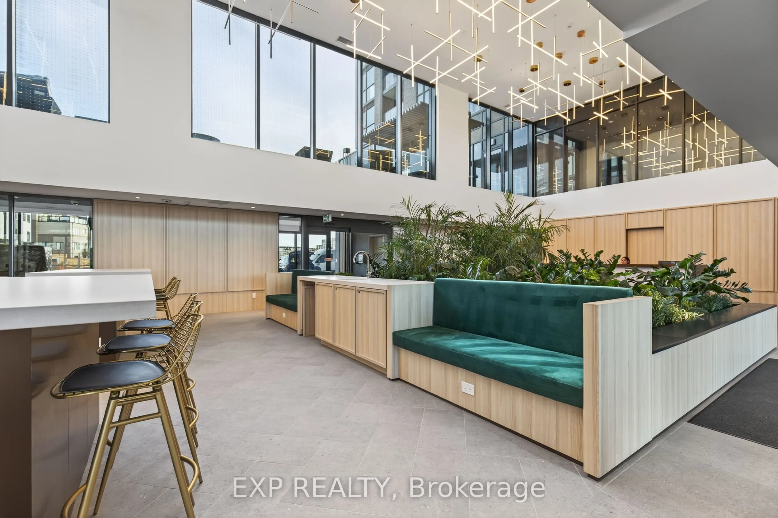 3071 Trafalgar Road, #602