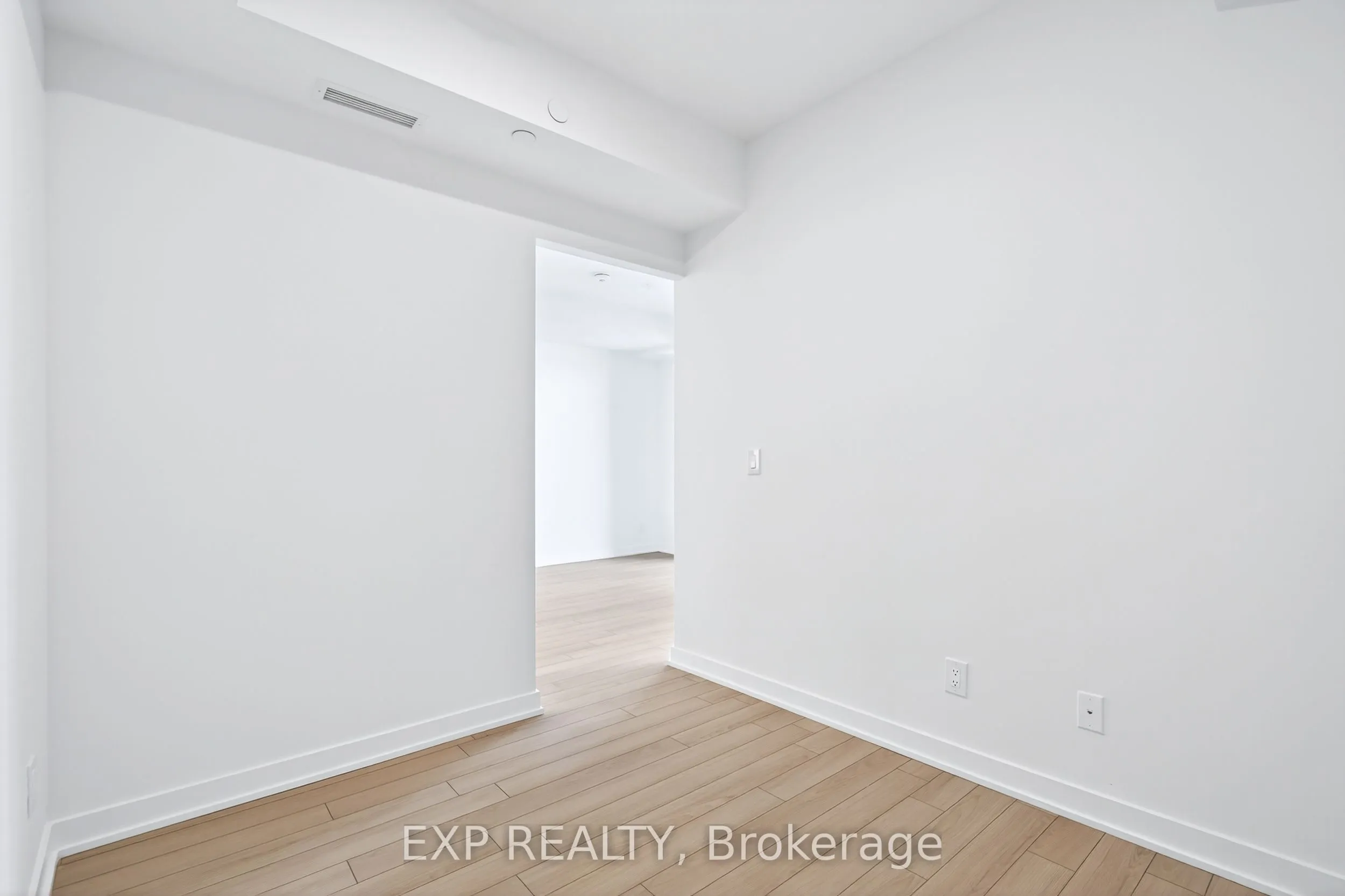 3071 Trafalgar Road, #602