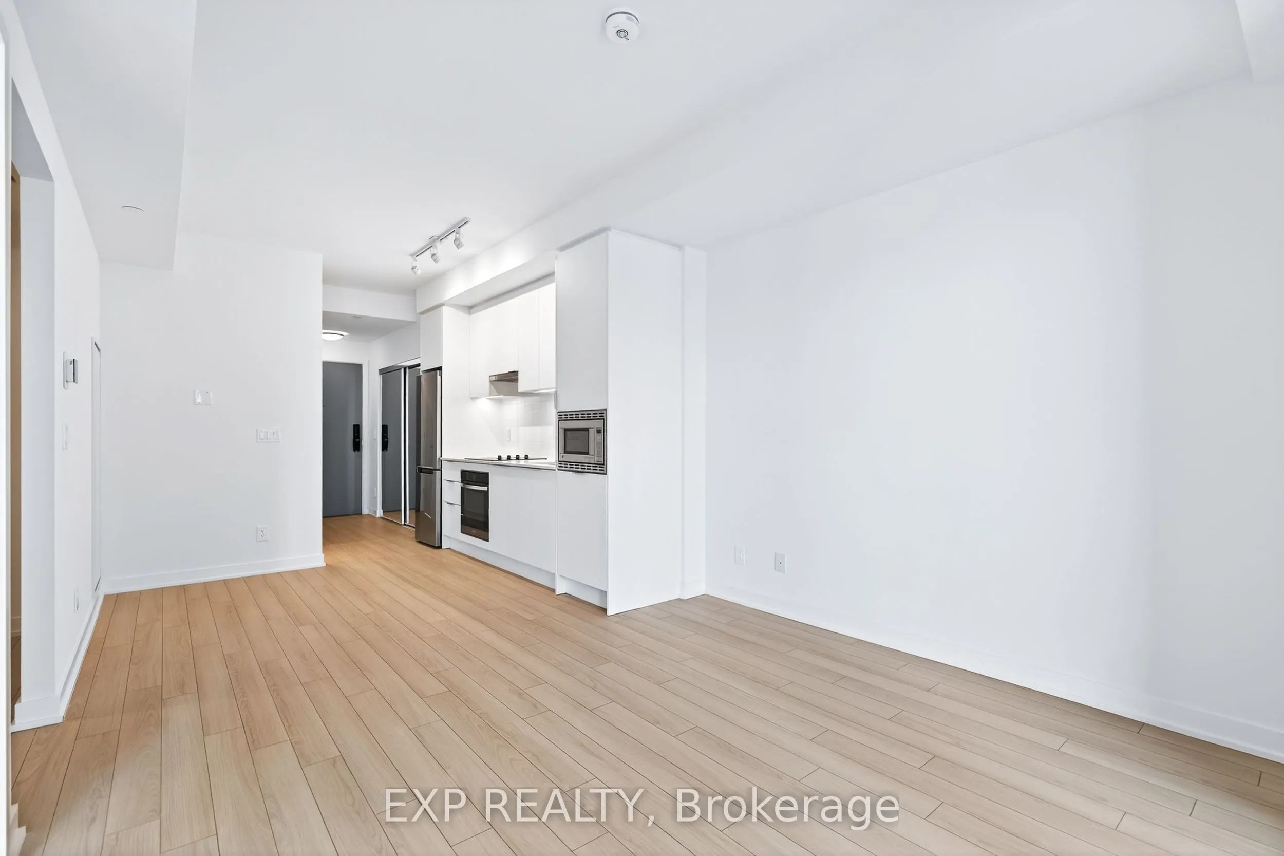 3071 Trafalgar Road, #602