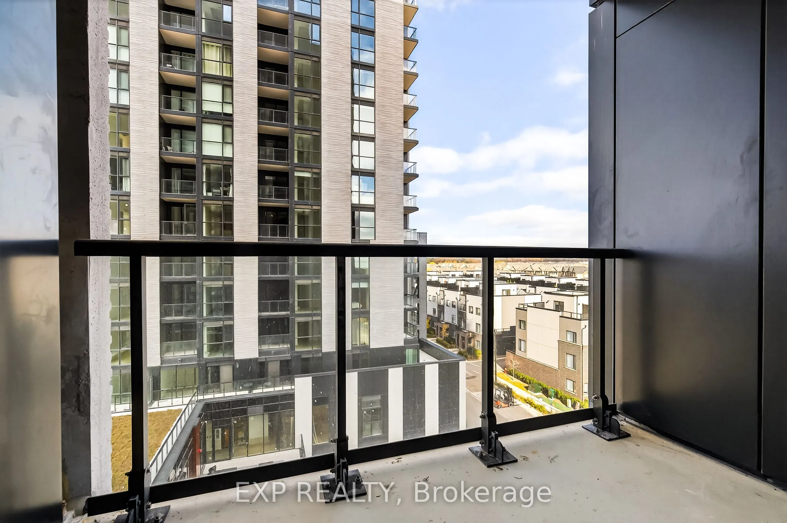 3071 Trafalgar Road, #602