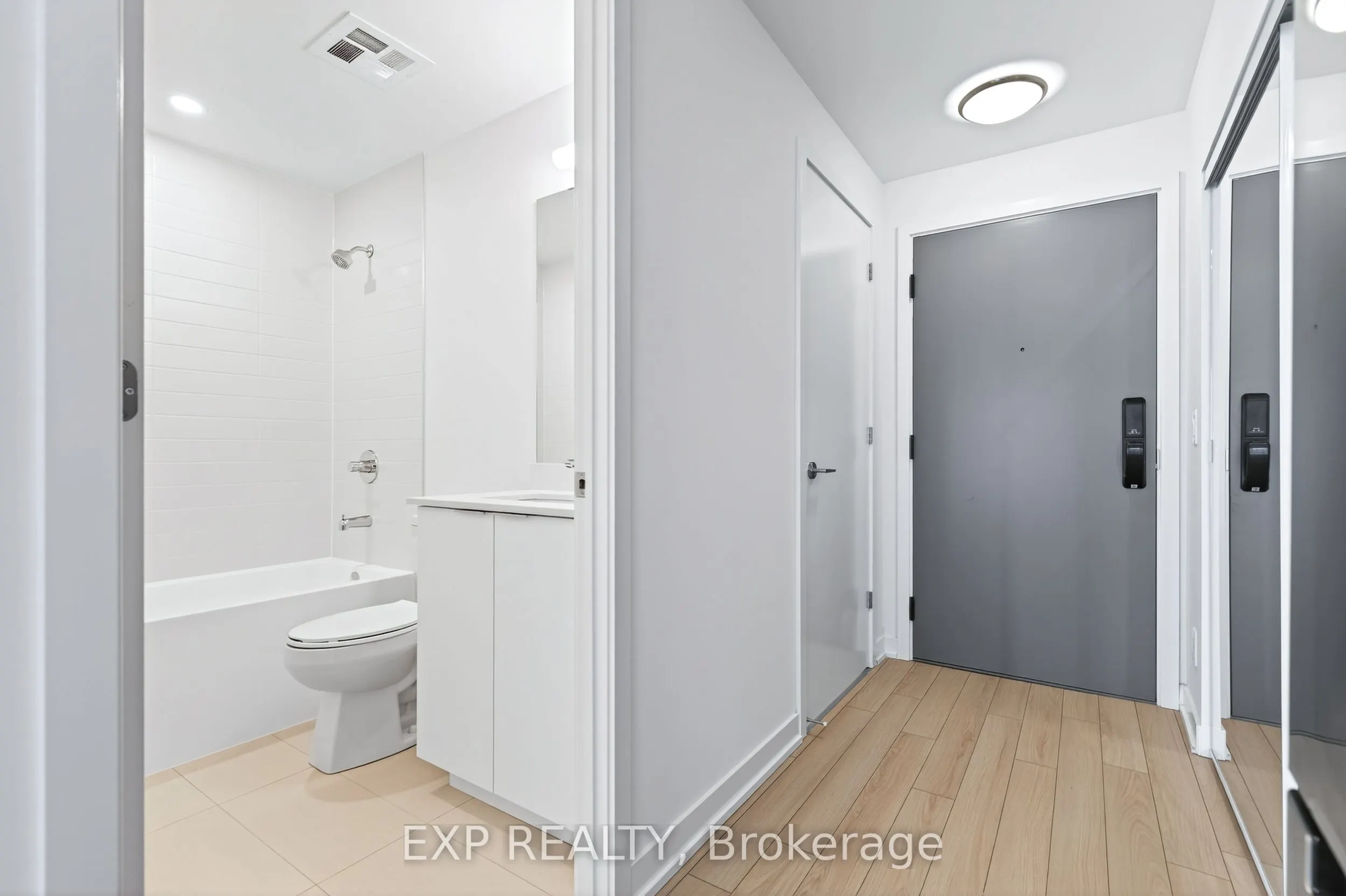 3071 Trafalgar Road, #602