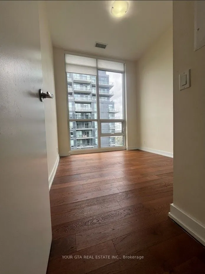 2212 Lake Shore Blvd W Boulevard, #PH05