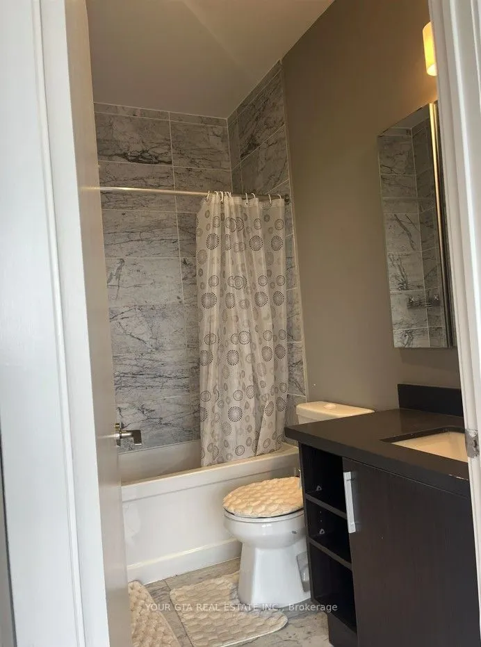 2212 Lake Shore Blvd W Boulevard, #PH05