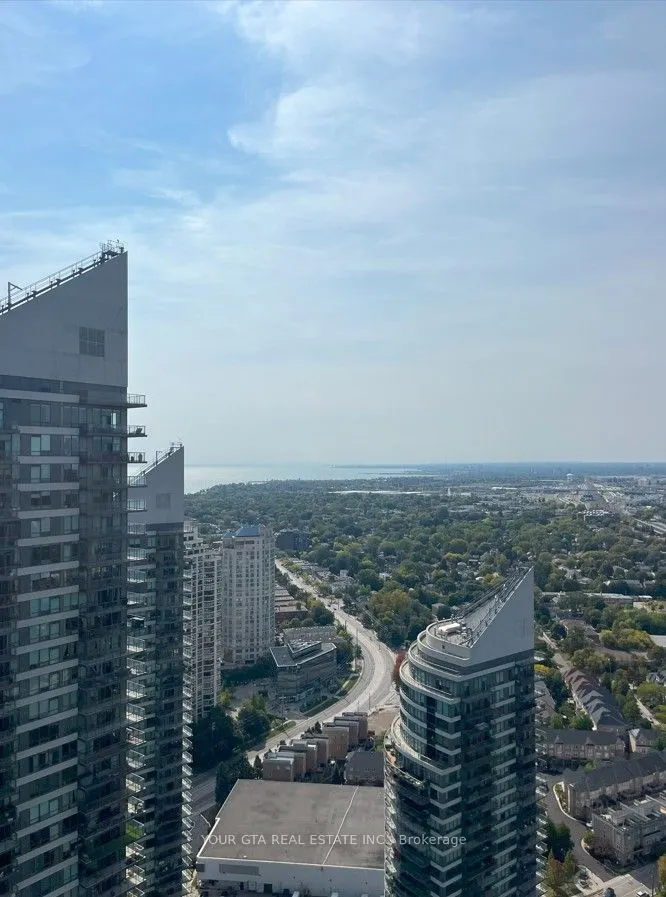 2212 Lake Shore Blvd W Boulevard, #PH05