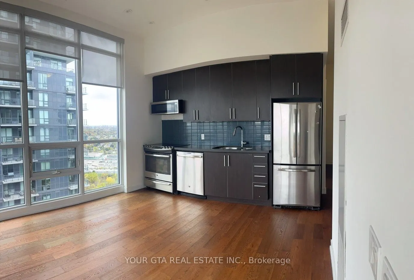 2212 Lake Shore Blvd W Boulevard, #PH05