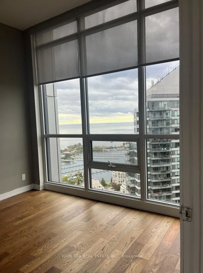 2212 Lake Shore Blvd W Boulevard, #PH05