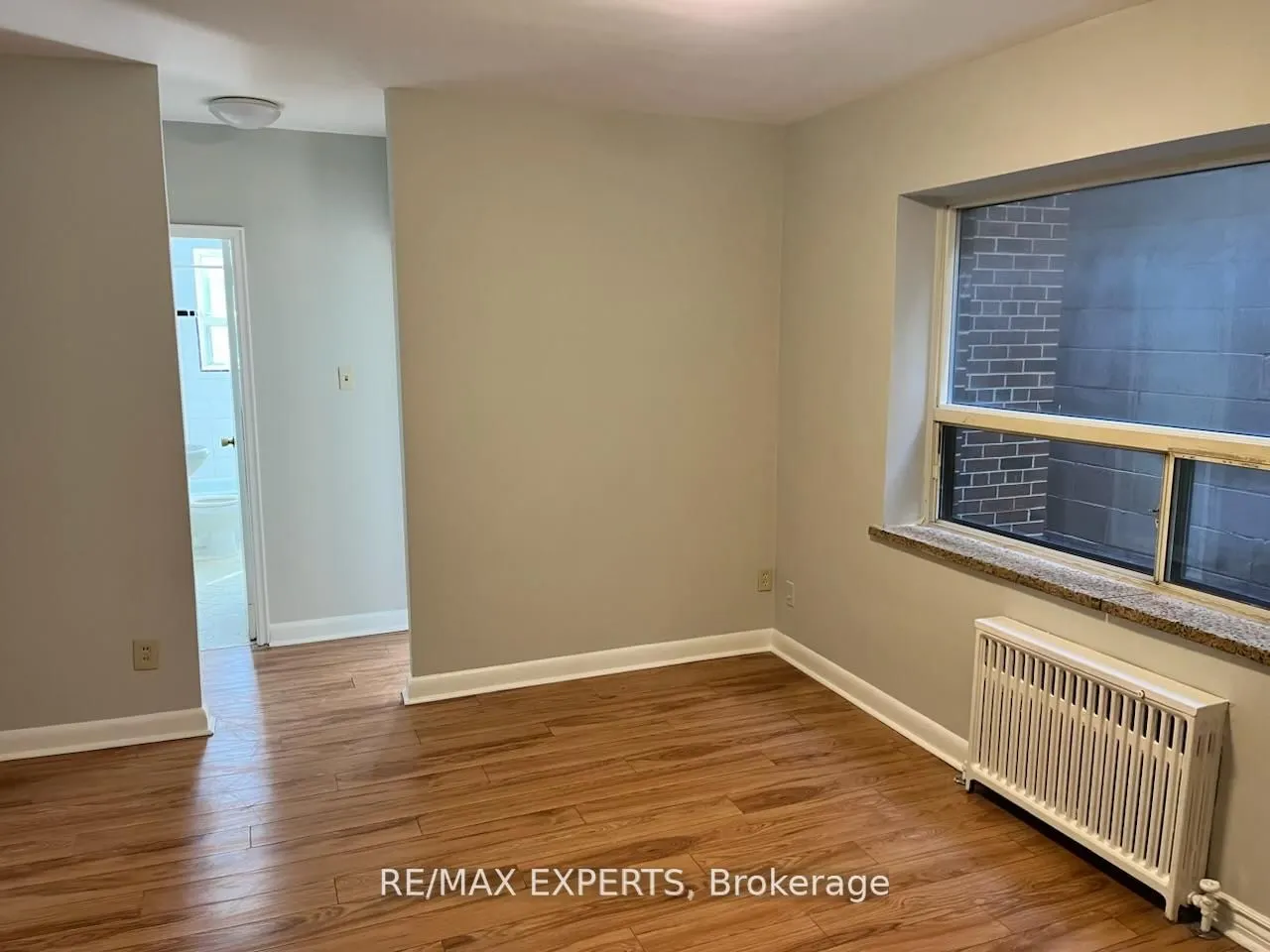 3261A Lake Shore Boulevard W, #102